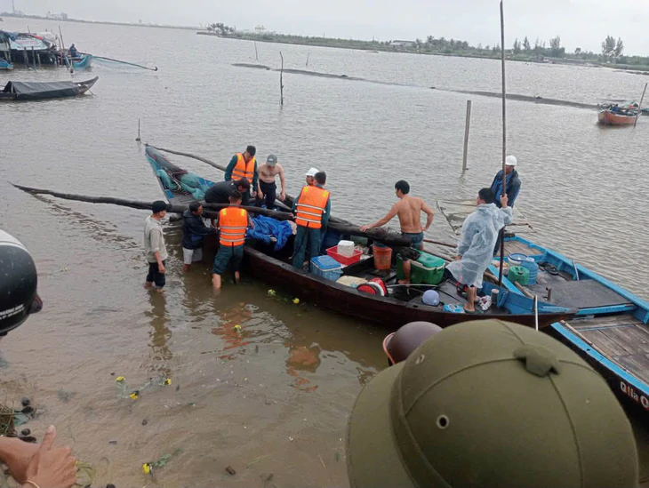 Tìm được người bị sét đánh rơi xuống sông, cộng đồng quyên góp hơn 166 triệu